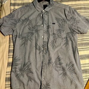 RVCA short sleeve button up. Vertical Pin stripe + Floral print. LARGE.
